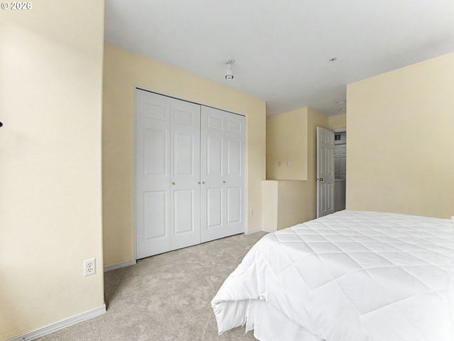 14176 Sw BARROWS Rd 3, Portland, OR 97223