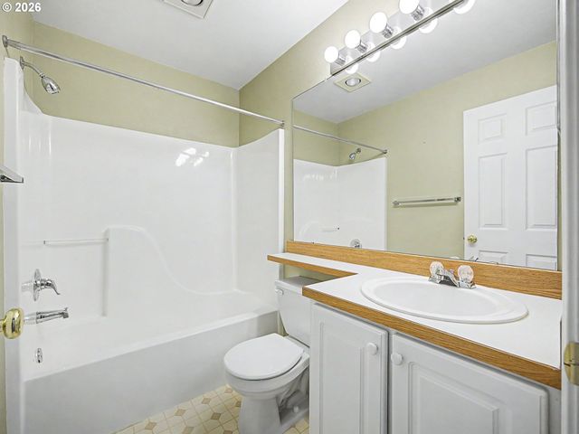 14176 Sw BARROWS Rd 3, Portland, OR 97223