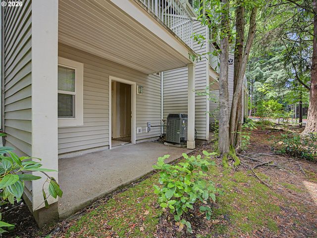 14176 Sw BARROWS Rd 3, Portland, OR 97223