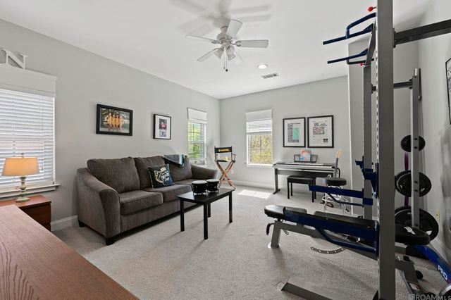 3231 Woodland Ridge Blvd, Baton Rouge, LA 70817