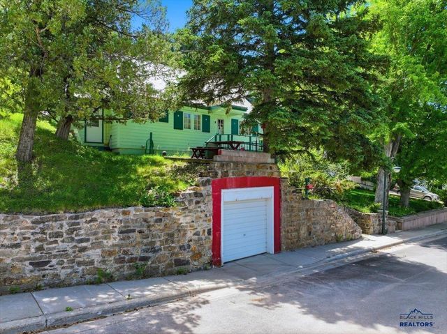 8 JEFFERSON, Deadwood, SD 57732