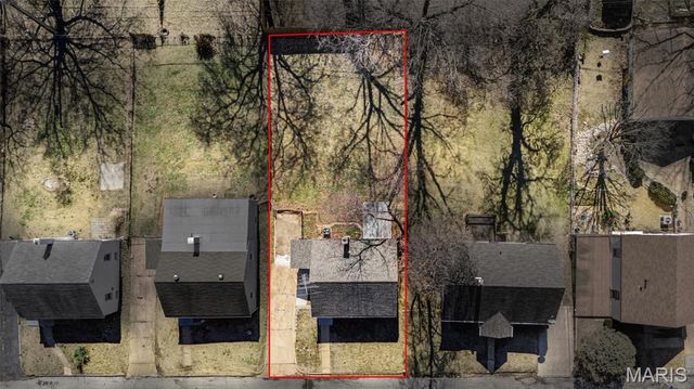 8710 Ezra Drive, St Louis, MO 63114