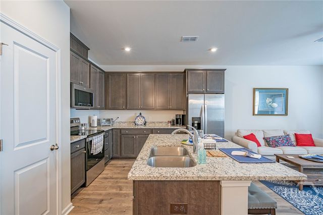 129 Benelli Drive, Pooler, GA 31322