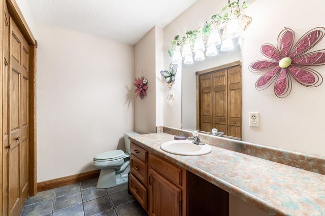 720 Ln 800 Snow Lake, Fremont, IN 46737