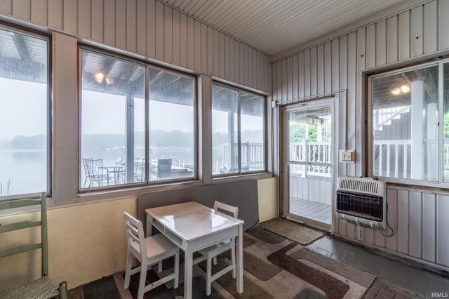 720 Ln 800 Snow Lake, Fremont, IN 46737