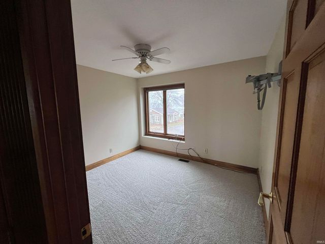 720 Ln 800 Snow Lake, Fremont, IN 46737