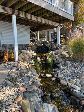 720 Ln 800 Snow Lake, Fremont, IN 46737