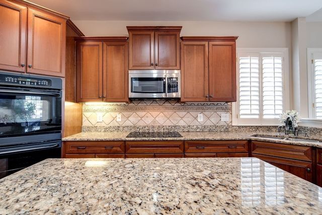 908 Plantation Blvd, Gallatin, TN 37066