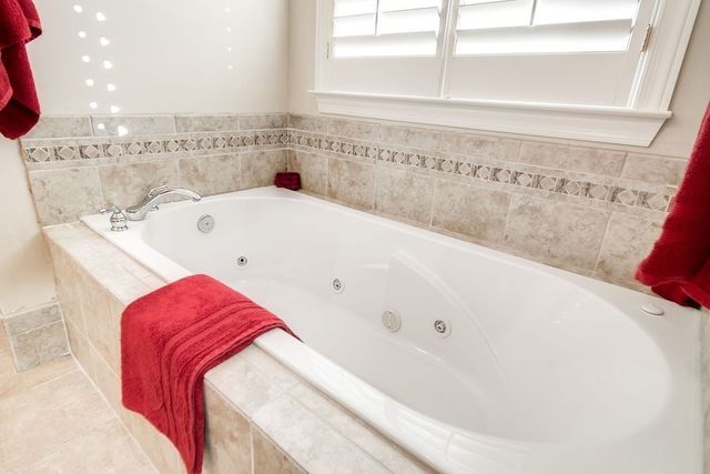 908 Plantation Blvd, Gallatin, TN 37066