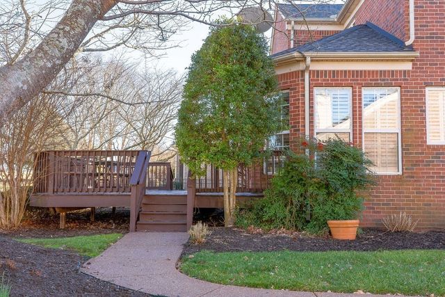 908 Plantation Blvd, Gallatin, TN 37066