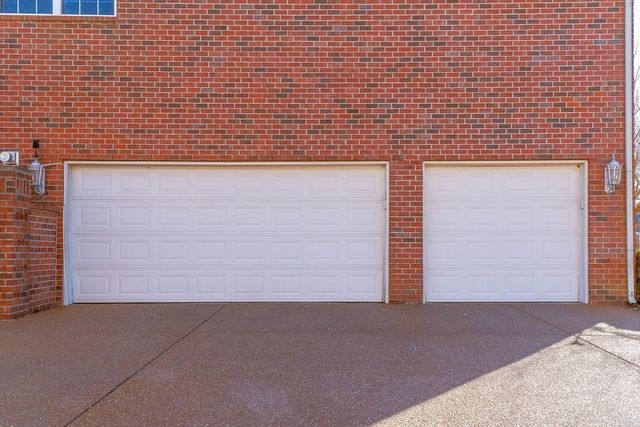 908 Plantation Blvd, Gallatin, TN 37066