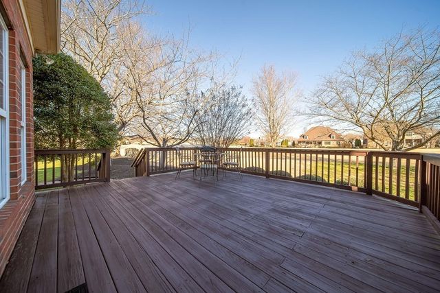 908 Plantation Blvd, Gallatin, TN 37066