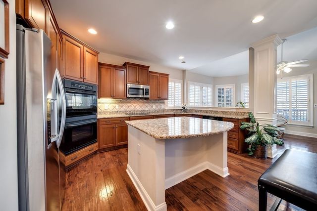 908 Plantation Blvd, Gallatin, TN 37066