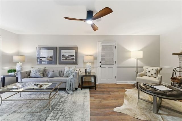 1027 Branchwood Drive, Kernersville, NC 27284