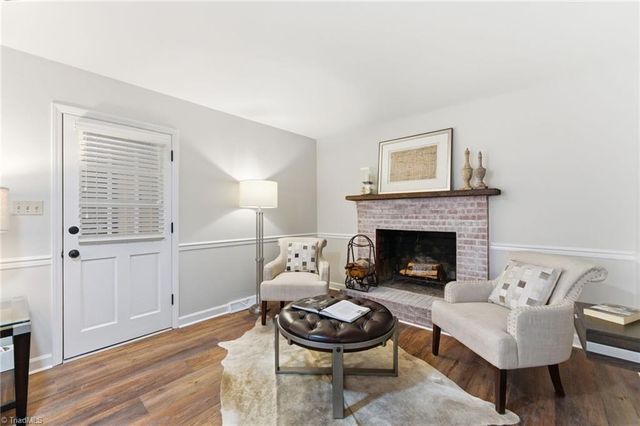 1027 Branchwood Drive, Kernersville, NC 27284