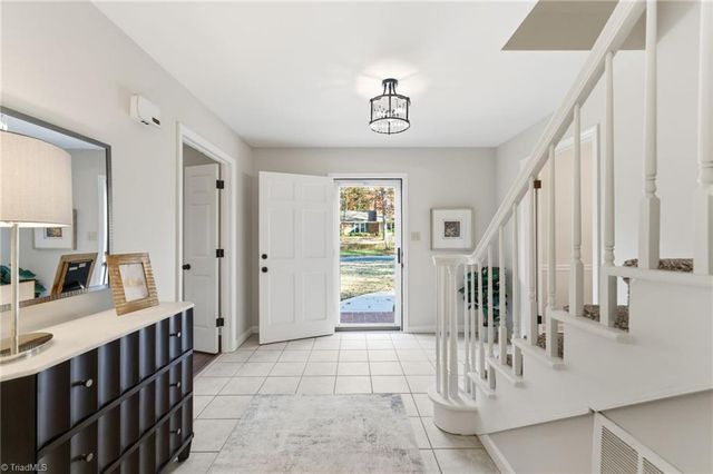 1027 Branchwood Drive, Kernersville, NC 27284