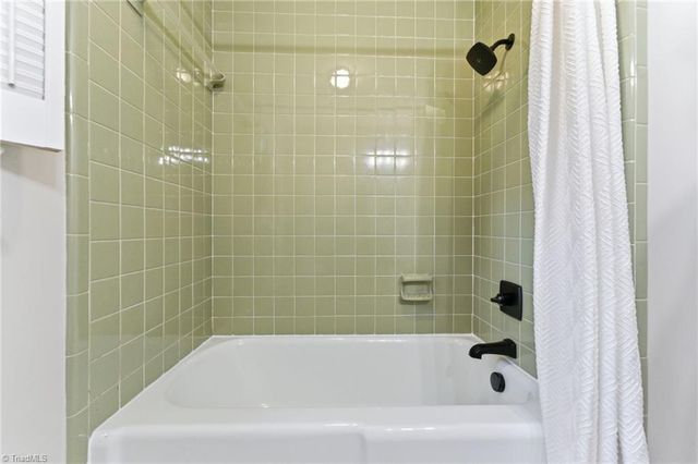 1027 Branchwood Drive, Kernersville, NC 27284