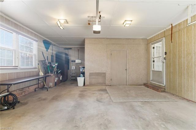 1027 Branchwood Drive, Kernersville, NC 27284