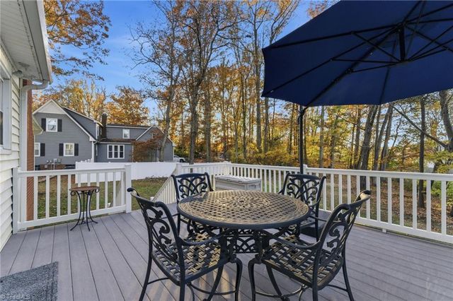 1027 Branchwood Drive, Kernersville, NC 27284