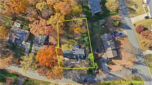 1027 Branchwood Drive, Kernersville, NC 27284