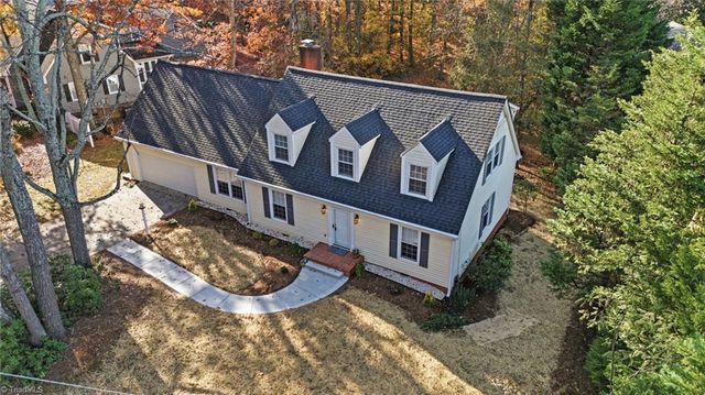 1027 Branchwood Drive, Kernersville, NC 27284
