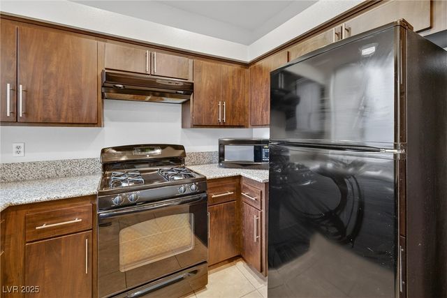 5155 West Tropicana Avenue 2181, Las Vegas, NV 89103