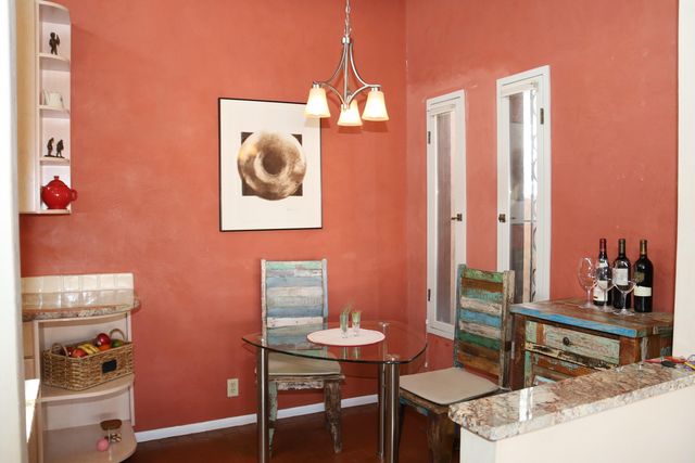 1013 Guadalupe Del Prado Street NW, Albuquerque, NM 87107