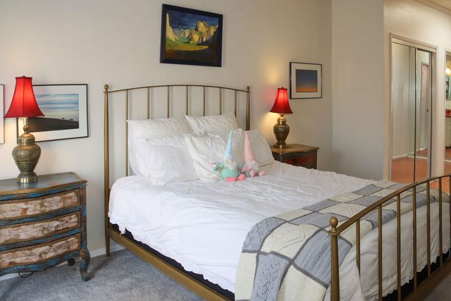 1013 Guadalupe Del Prado Street NW, Albuquerque, NM 87107