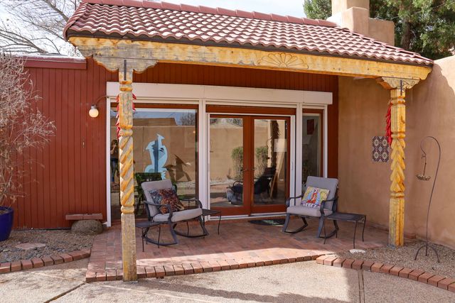 1013 Guadalupe Del Prado Street NW, Albuquerque, NM 87107