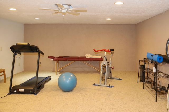 1013 Guadalupe Del Prado Street NW, Albuquerque, NM 87107