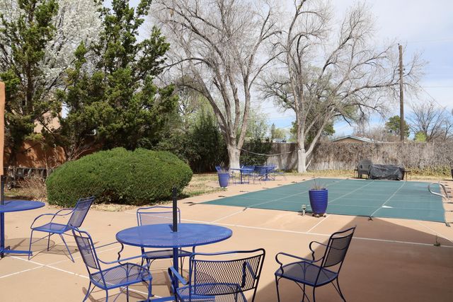 1013 Guadalupe Del Prado Street NW, Albuquerque, NM 87107