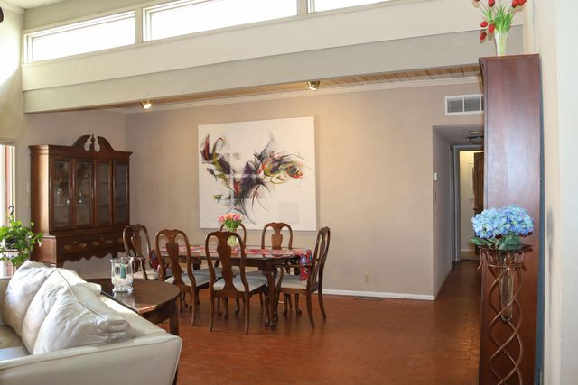 1013 Guadalupe Del Prado Street NW, Albuquerque, NM 87107