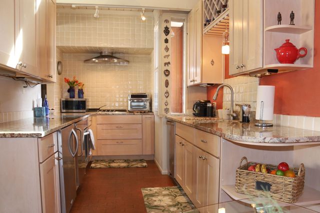 1013 Guadalupe Del Prado Street NW, Albuquerque, NM 87107