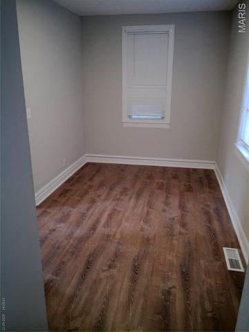 6118 Vermont Avenue, St Louis, MO 63111