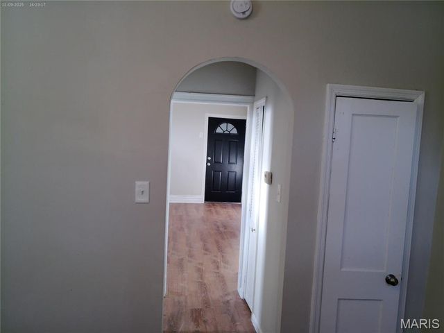 6118 Vermont Avenue, St Louis, MO 63111