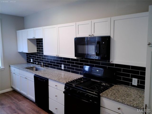 6118 Vermont Avenue, St Louis, MO 63111