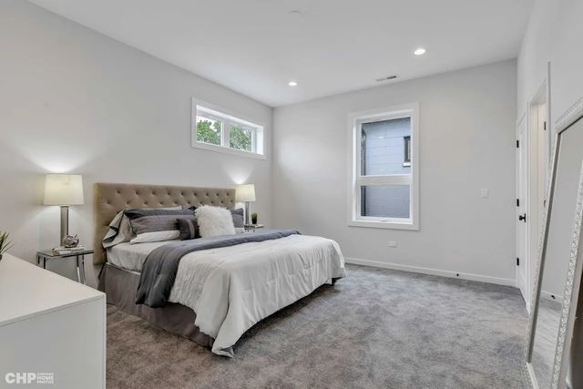 5434 S Michigan Avenue 2, Chicago, IL 60615