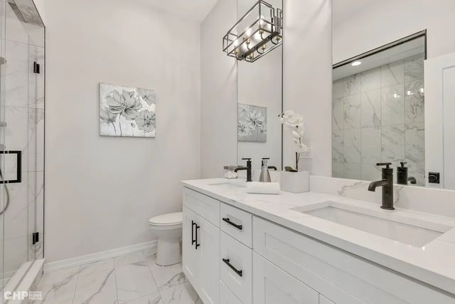 5434 S Michigan Avenue 2, Chicago, IL 60615