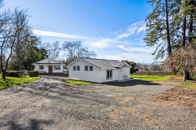 1180 Monticello Rd, Napa, CA 94558