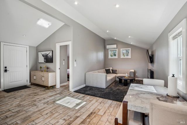 1180 Monticello Rd, Napa, CA 94558