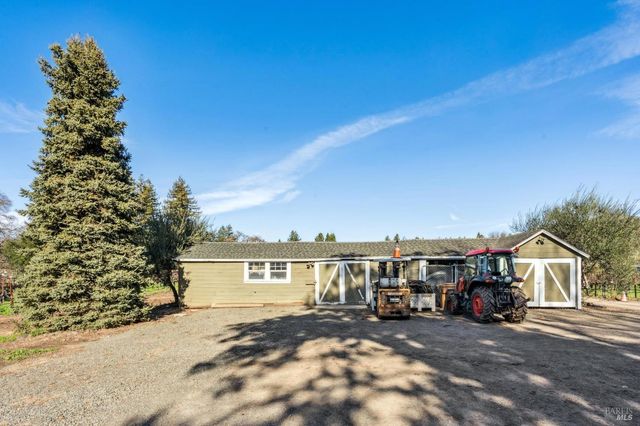 1180 Monticello Rd, Napa, CA 94558