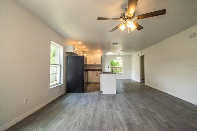 1437 AMOS AVENUE, Lakeland, FL 33805