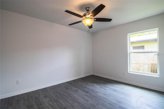 1437 AMOS AVENUE, Lakeland, FL 33805