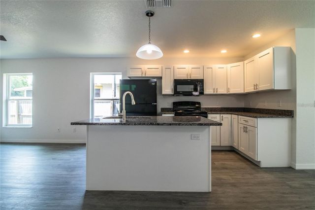 1437 AMOS AVENUE, Lakeland, FL 33805