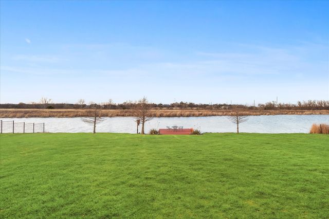 11143 Hancock Avenue, Talty, TX 75126