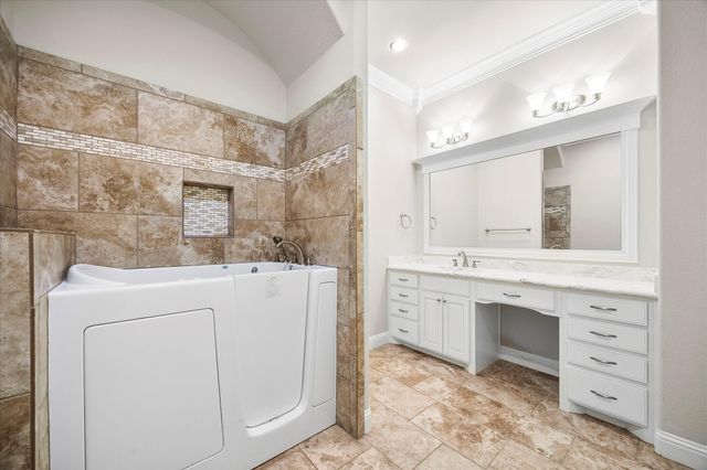 11143 Hancock Avenue, Talty, TX 75126