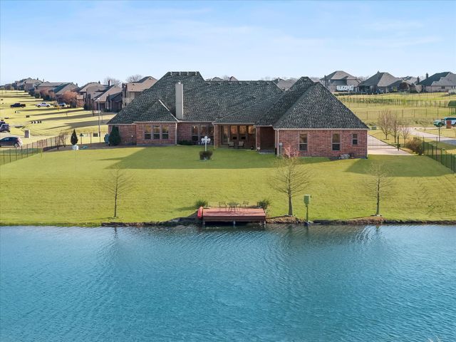 11143 Hancock Avenue, Talty, TX 75126