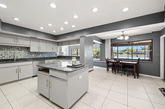 14947 LAKE FOREST DRIVE, Lutz, FL 33559