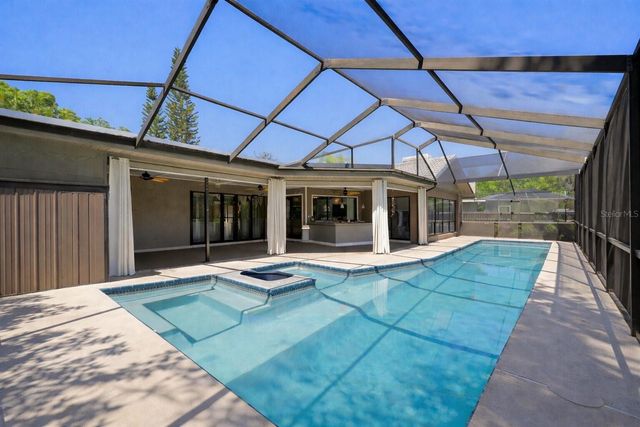 14947 LAKE FOREST DRIVE, Lutz, FL 33559