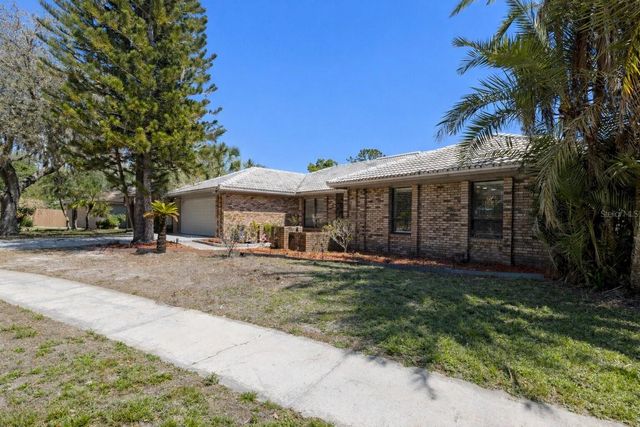 14947 LAKE FOREST DRIVE, Lutz, FL 33559